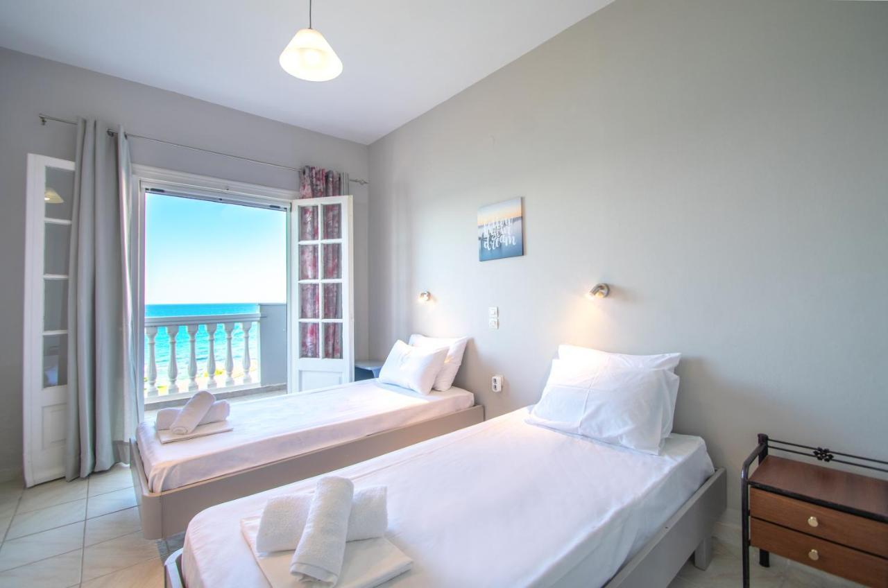 Bellezza Del Mare Appartement Amoudi Buitenkant foto