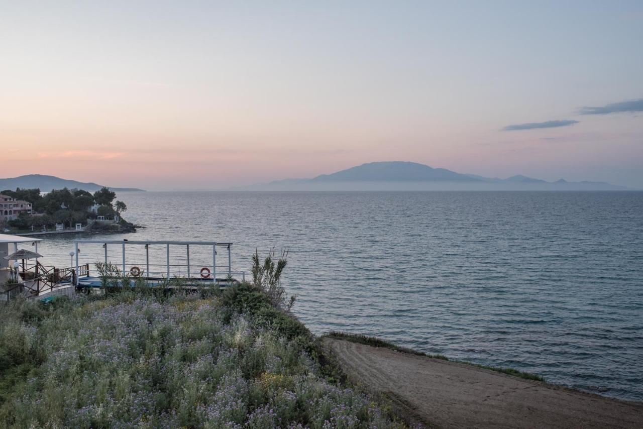 Bellezza Del Mare Appartement Amoudi Buitenkant foto